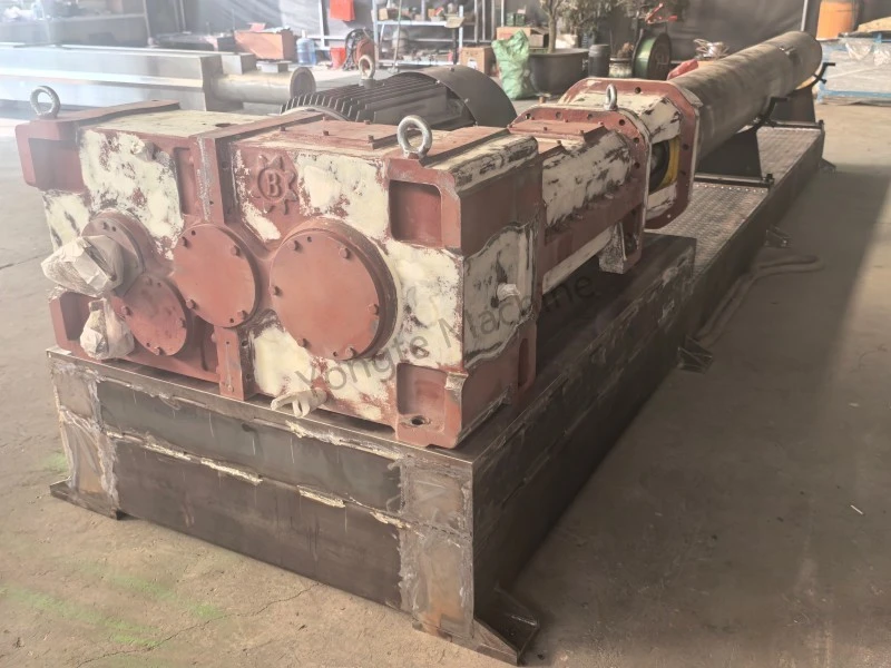 Өндірістегі пластикалық пленка қалдықтарын қайта өңдеуге арналған жоғары тиімді параллельді қос бұрандалы экструдер