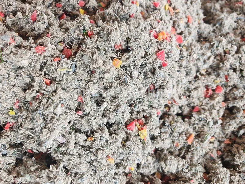 Киім қалдықтарын және пластикалық композиттік машинаны қайта өңдеу